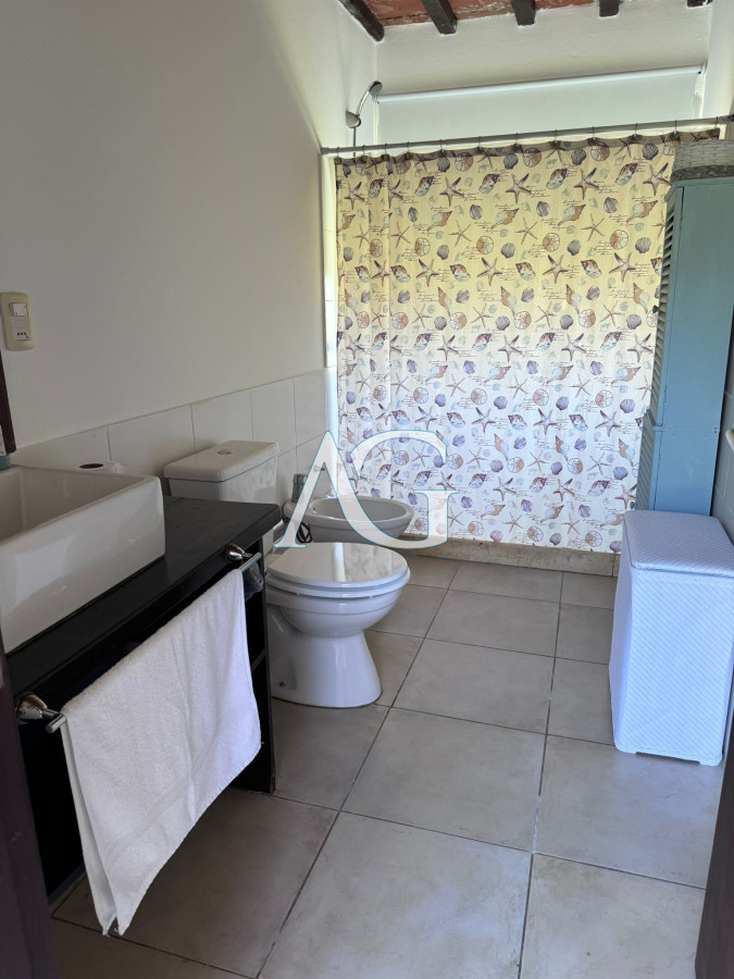 Casa ID.6 - Venta Casa 3 dormitorios La Barra con Piscina