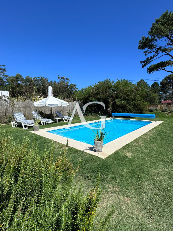 Casa ID.6 - Venta Casa 3 dormitorios La Barra con Piscina