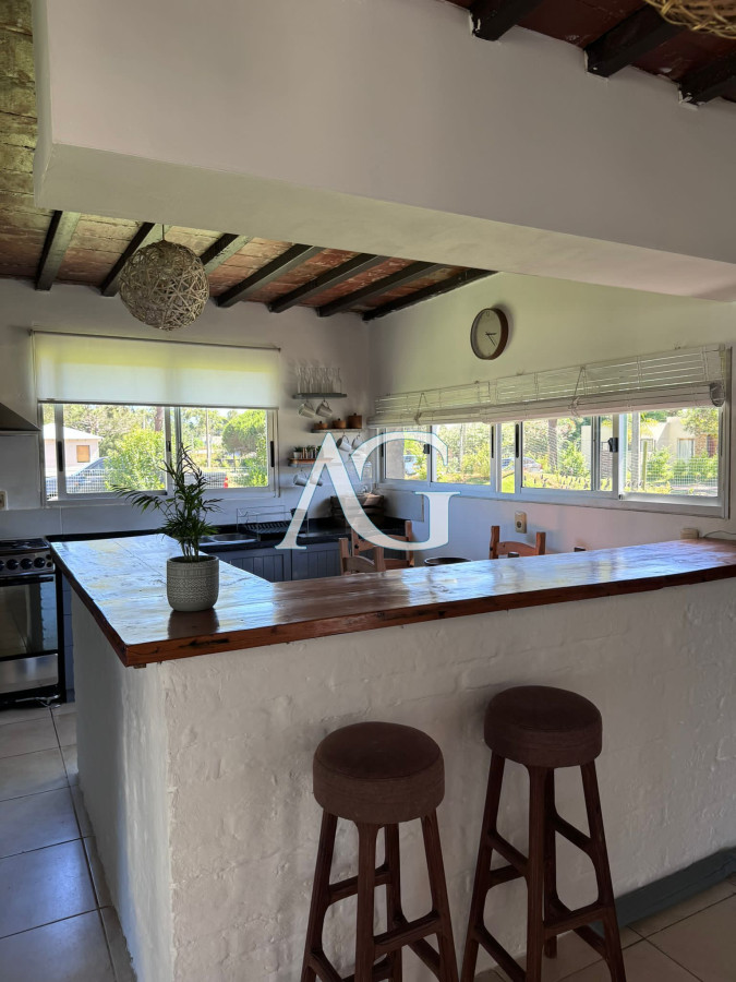 Casa ID.6 - Venta Casa 3 dormitorios La Barra con Piscina