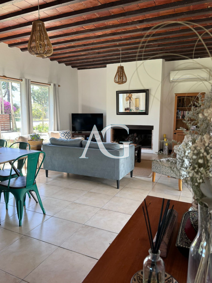 Casa ID.6 - Venta Casa 3 dormitorios La Barra con Piscina