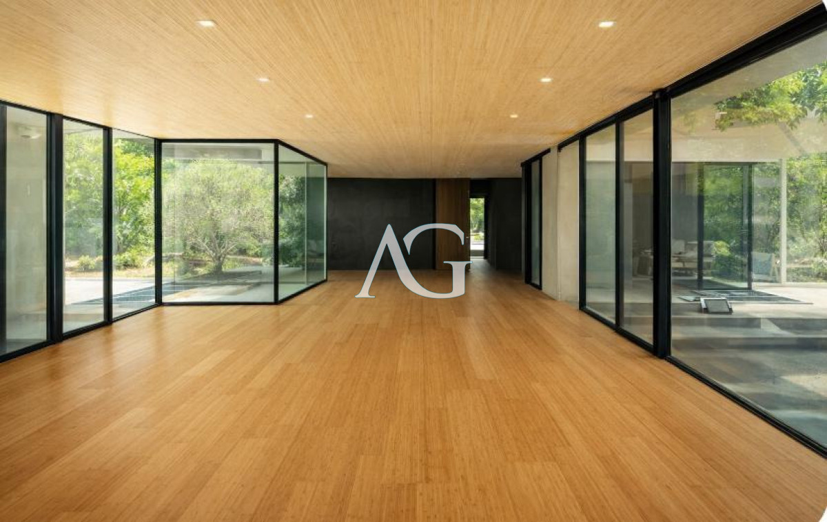 Casa ID.477 - Venta Casa De 5 Dormitorios En Suite Solanas Desing Village