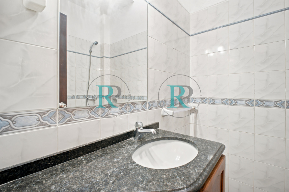 Casa ID.2730 - Venta Casa de 2 dormitorios cerca de playa mansa y servicios. 
