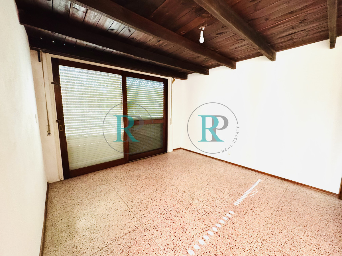 Casa ID.2730 - Venta Casa de 2 dormitorios cerca de playa mansa y servicios. 