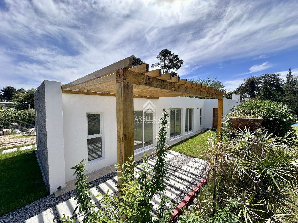 Casa ID.5541 - Venta Casa de 3 dormitorios Ph a estrenar en Jardines de Cordoba