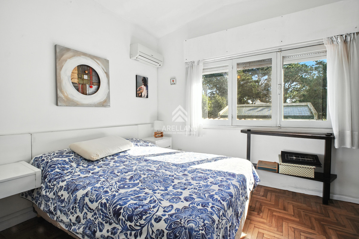 Casa ID.5336 - Casa 4 dorm 5 baños en al mansa, Punta del Este. Ubicación privilegiada