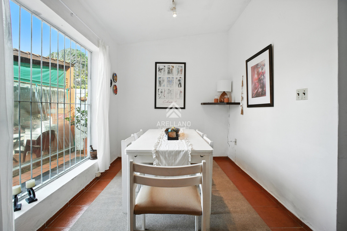 Casa ID.5336 - Casa 4 dorm 5 baños en al mansa, Punta del Este. Ubicación privilegiada