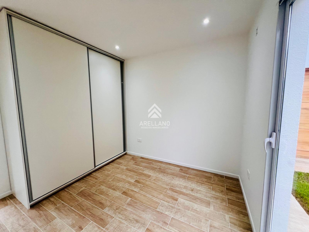 Casa ID.5541 - Venta Casa de 3 dormitorios Ph a estrenar en Jardines de Cordoba