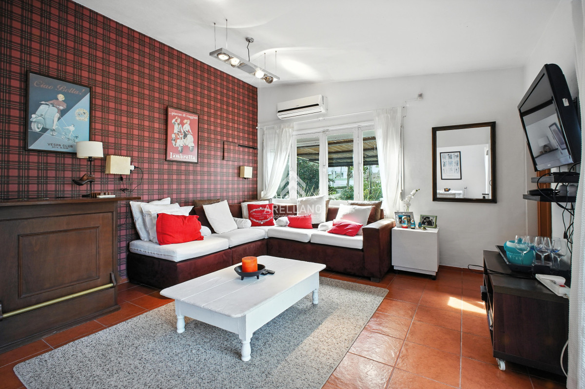 Casa ID.5336 - Casa 4 dorm 5 baños en al mansa, Punta del Este. Ubicación privilegiada