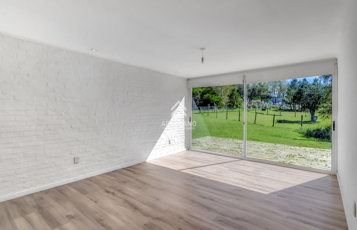 Casa ID.5923 - Venta Casa en barrio privado en Punta Ballena, 3 dormitorios.