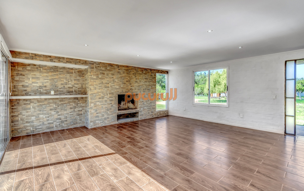 Casa ID.2599 - Venta Casa en barrio privado en Punta Ballena, 3 dormitorios.