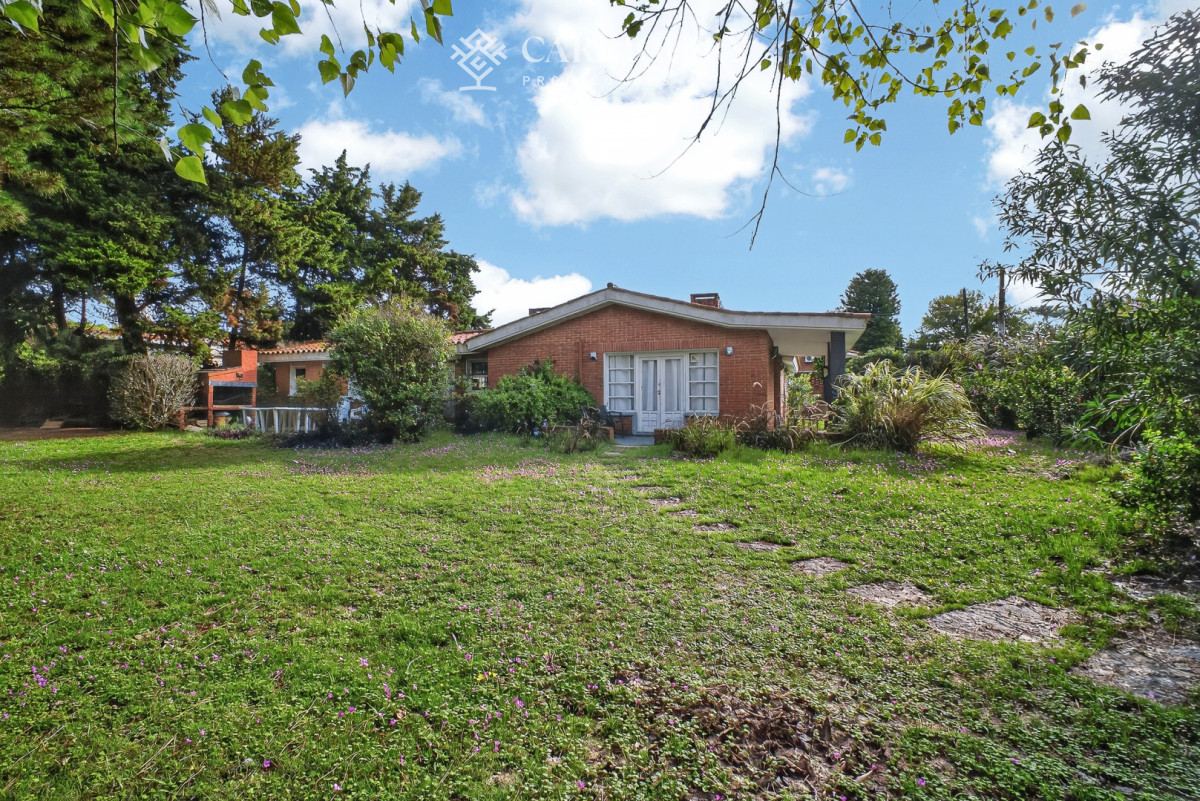 Casa ID.9981 - Casa en venta zona residencial de colegios Cantegril Punta del Este