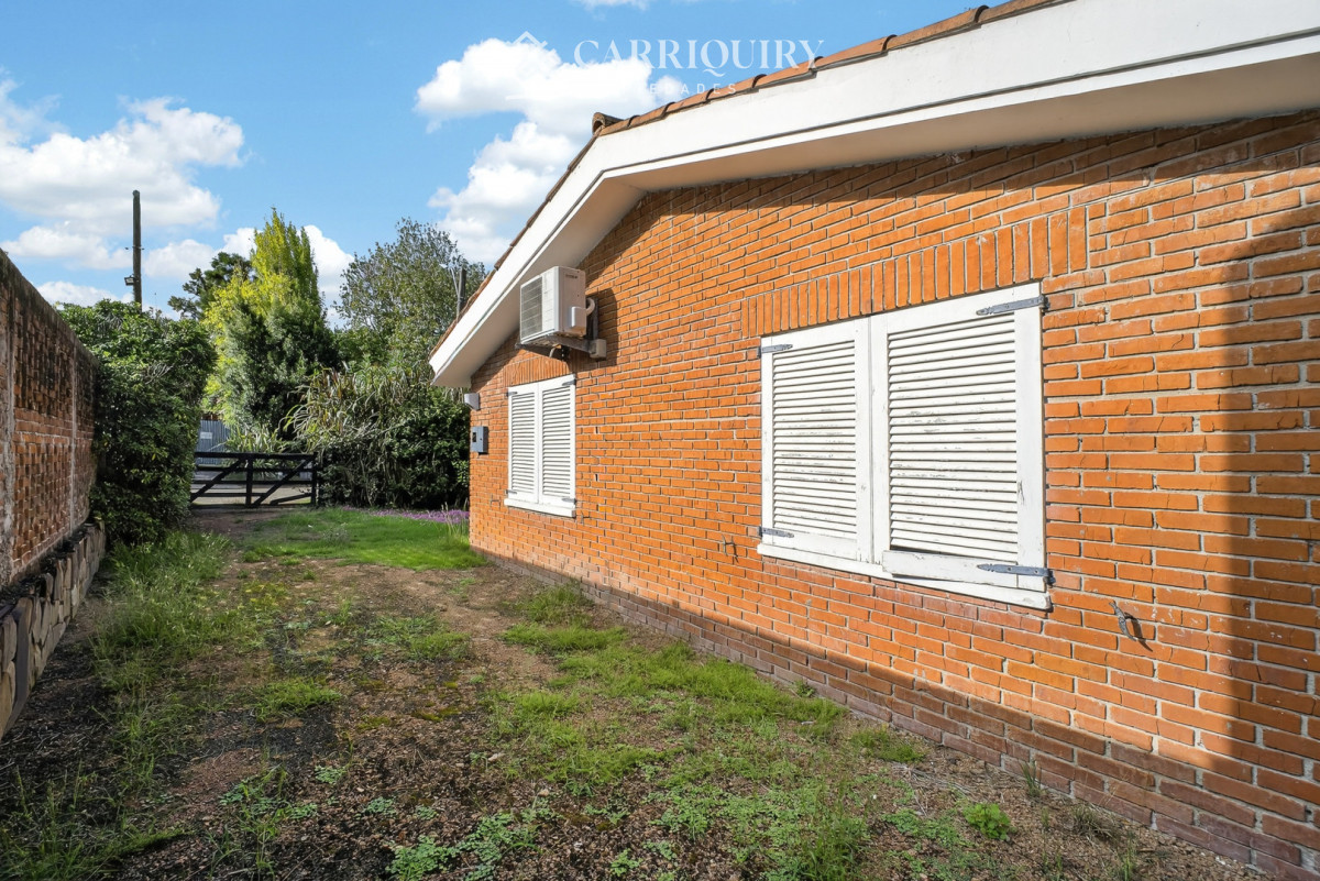 Casa ID.9981 - Casa en venta zona residencial de colegios Cantegril Punta del Este