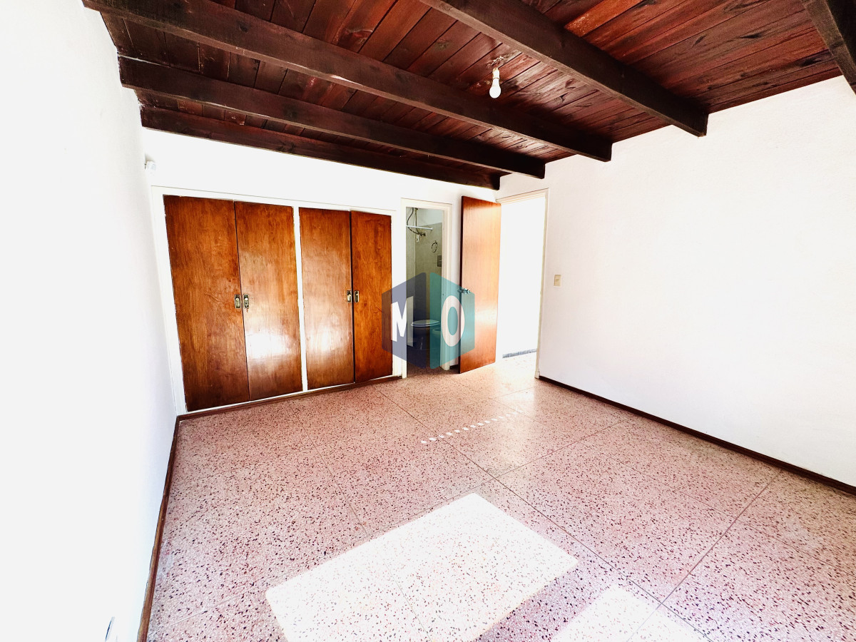 Casa ID.1136 - Venta Casa de 2 dormitorios cerca de playa mansa y servicios. 