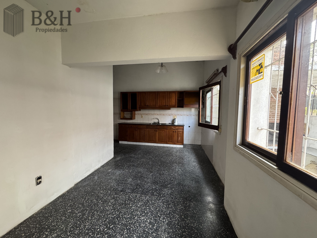 Casa ID.6790 - Venta Casa de 2 dormitorios cerca de playa mansa y servicios. 