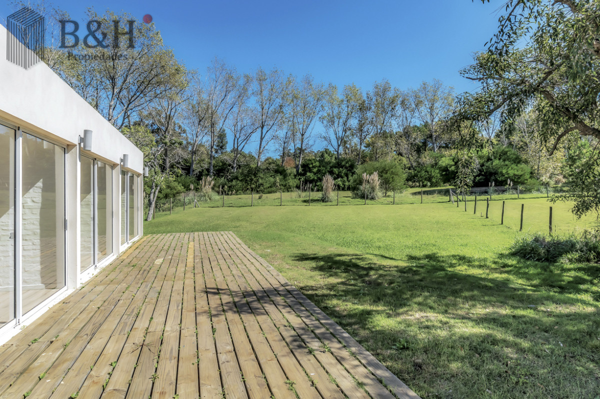 Casa ID.6538 - Venta Casa en barrio privado en Punta Ballena, 3 dormitorios.