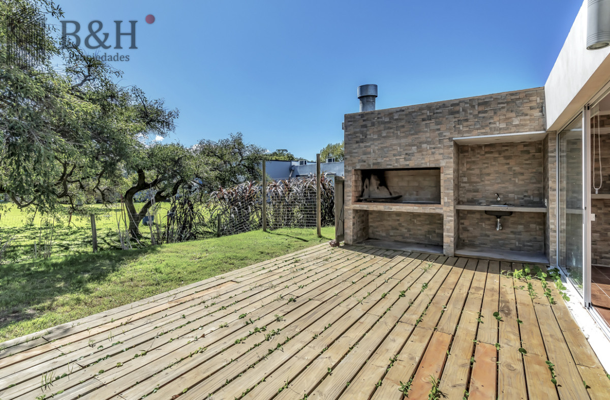 Casa ID.6538 - Venta Casa en barrio privado en Punta Ballena, 3 dormitorios.