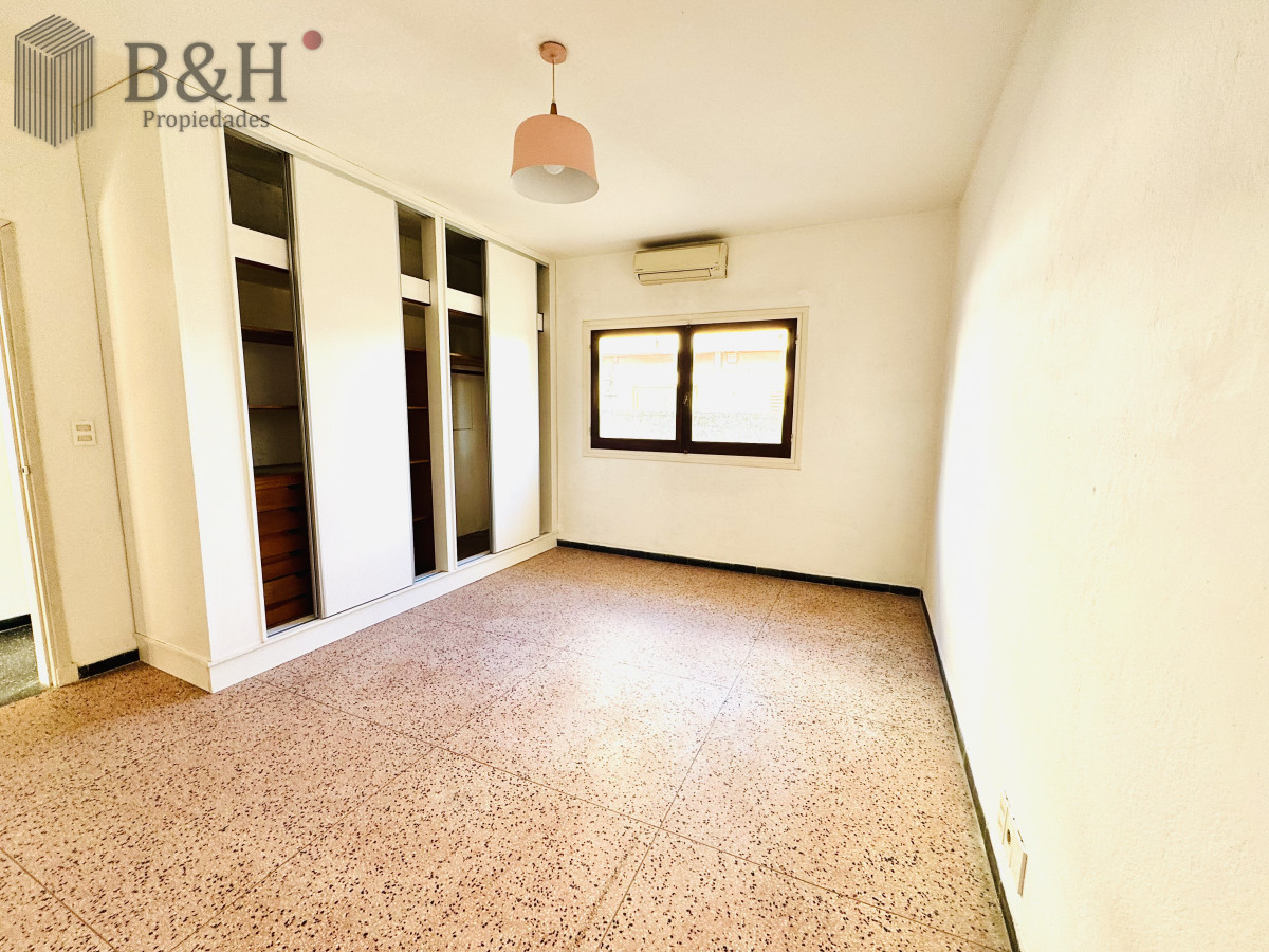 Casa ID.6790 - Venta Casa de 2 dormitorios cerca de playa mansa y servicios. 