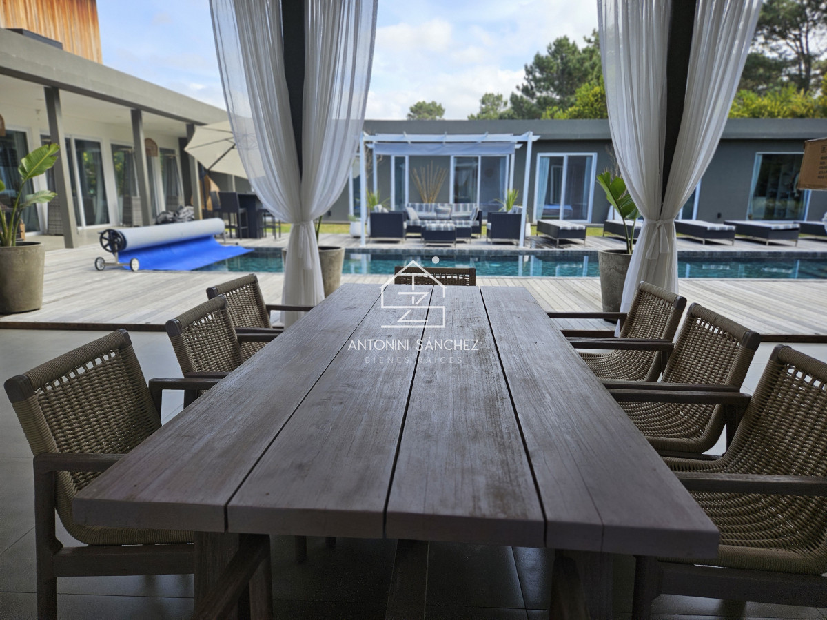 Casa ID.4865 - Increíble casa en Barrio Privado en Jose Ignacio 5 dormitorios