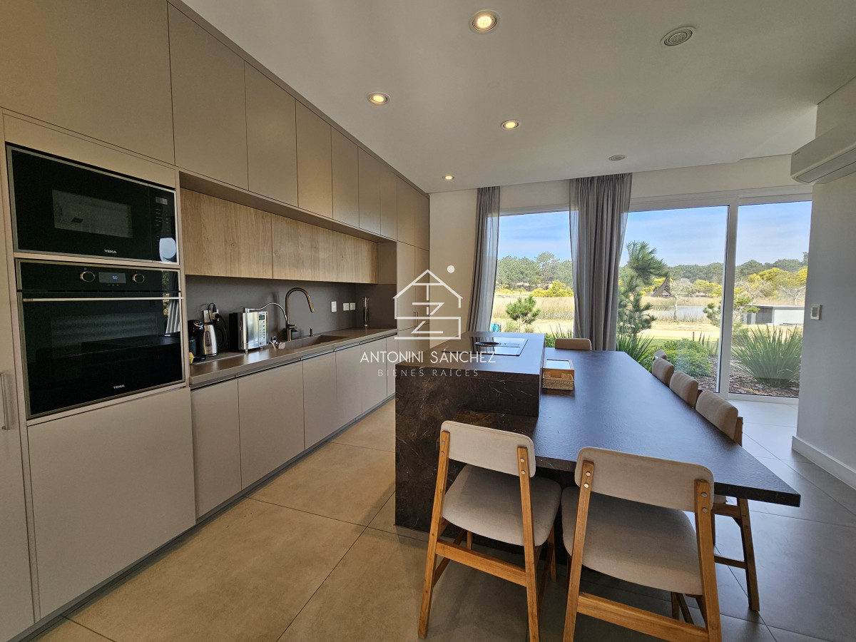 Casa ID.4865 - Increíble casa en Barrio Privado en Jose Ignacio 5 dormitorios