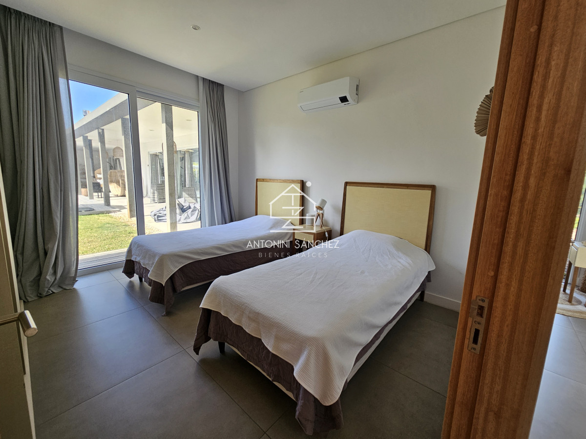 Casa ID.4865 - Increíble casa en Barrio Privado en Jose Ignacio 5 dormitorios