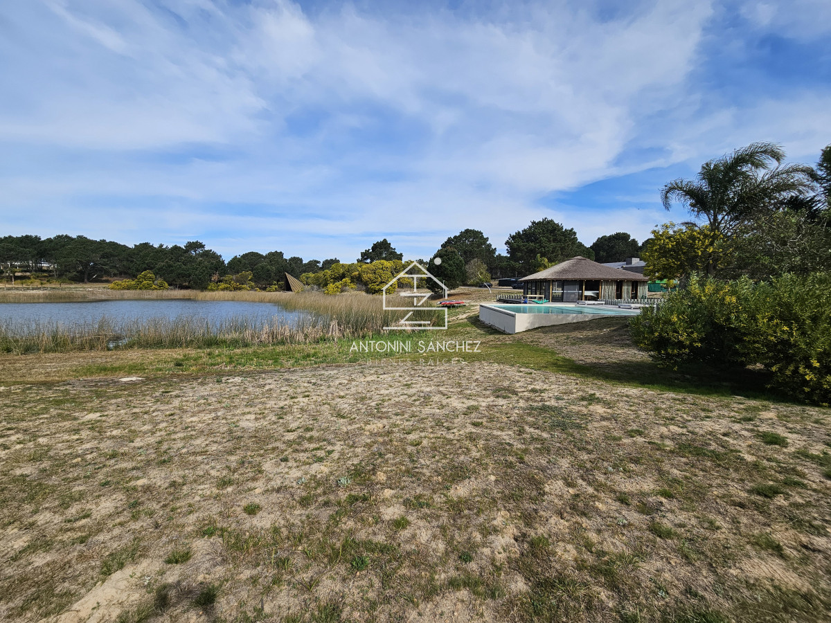 Casa ID.4865 - Increíble casa en Barrio Privado en Jose Ignacio 5 dormitorios