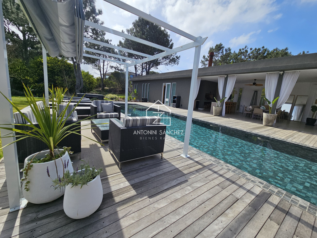 Casa ID.4865 - Increíble casa en Barrio Privado en Jose Ignacio 5 dormitorios