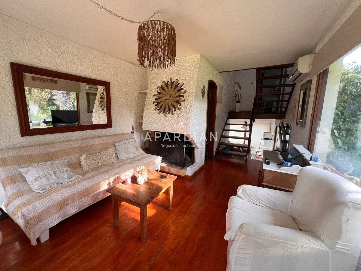 Apartamento ID.21098725 - VENTA APTO DUPLEX DE 2 DORMITORIOS EN PUNTA DEL ESTE