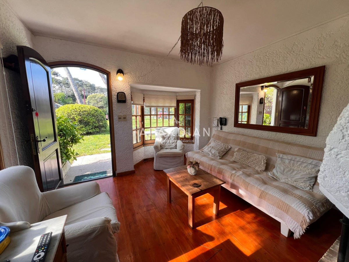 Apartamento ID.21098725 - VENTA APTO DUPLEX DE 2 DORMITORIOS EN PUNTA DEL ESTE