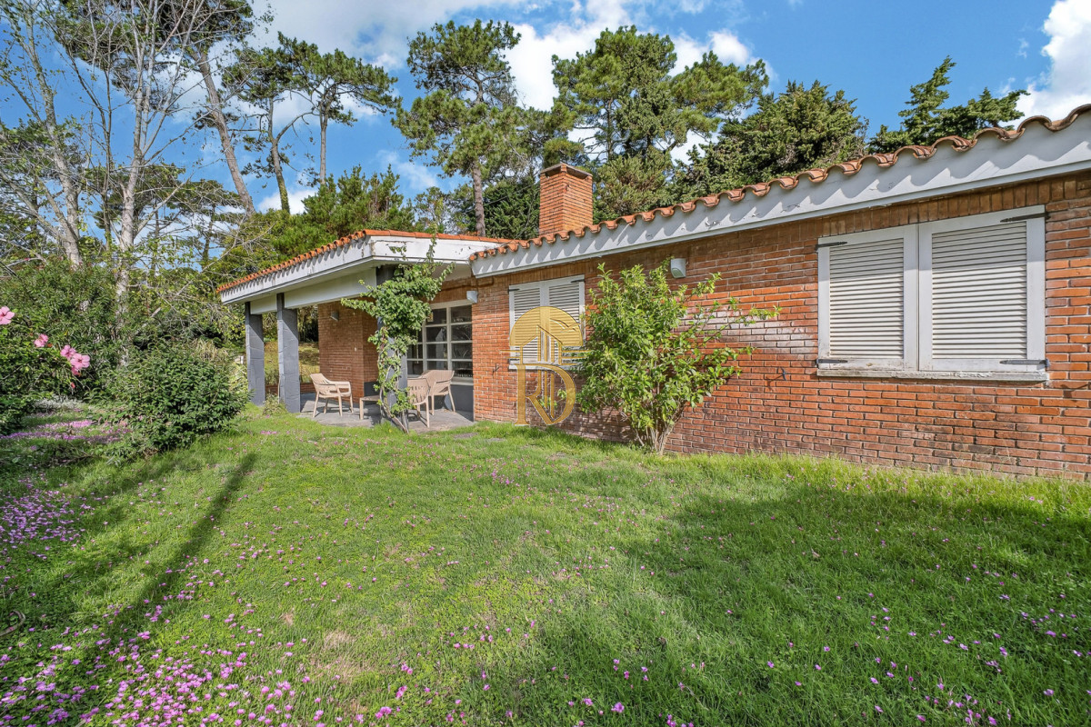 Casa en venta zona residencial de colegios Cantegril Punta del Este -id-778-20