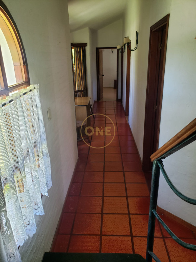 Casa ID.2407 - VENTA DE CASA DE 3 DORMITORIOS, PISCINA, EN MARLY, PUNTA DEL ESTE