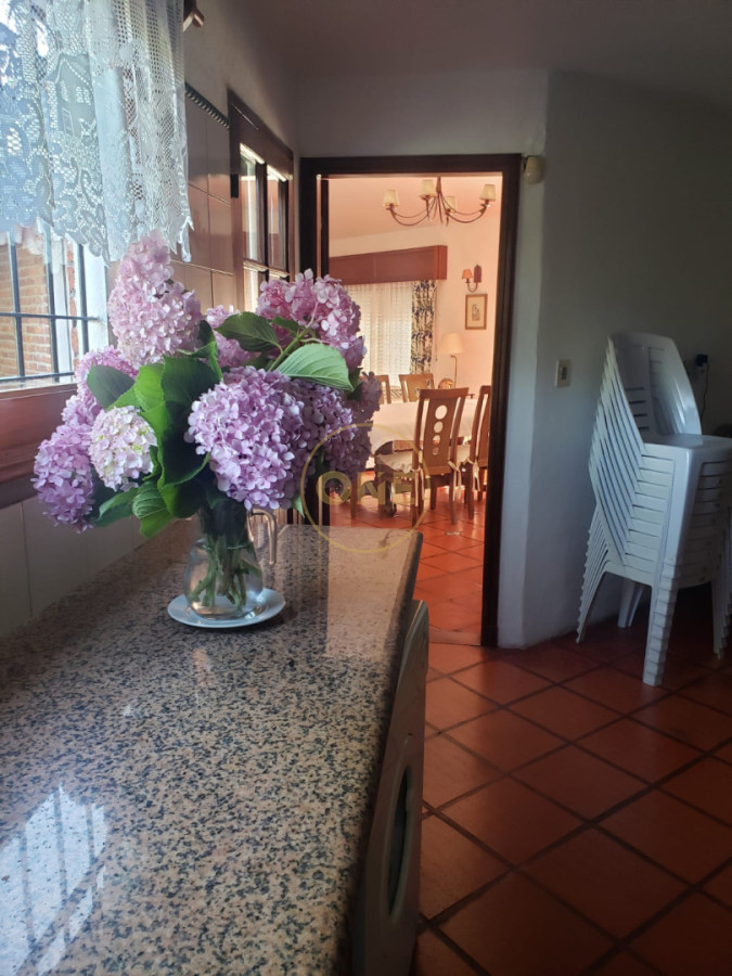 Casa ID.2407 - VENTA DE CASA DE 3 DORMITORIOS, PISCINA, EN MARLY, PUNTA DEL ESTE