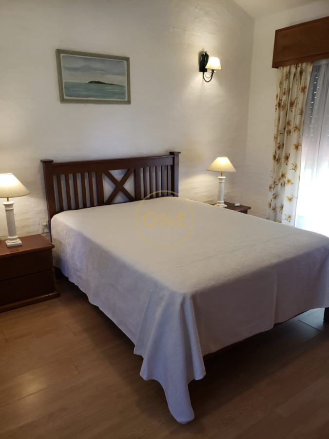 Casa ID.2407 - VENTA DE CASA DE 3 DORMITORIOS, PISCINA, EN MARLY, PUNTA DEL ESTE