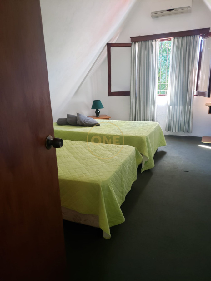 Casa ID.2407 - VENTA DE CASA DE 3 DORMITORIOS, PISCINA, EN MARLY, PUNTA DEL ESTE