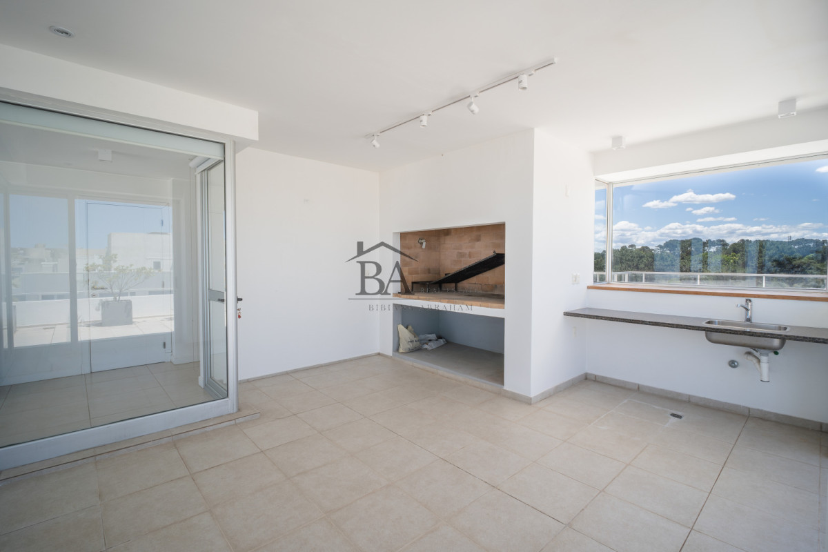 Apartamento ID.25 - Venta Apartamento Penthouse 4 dormitorios, Frente al mar