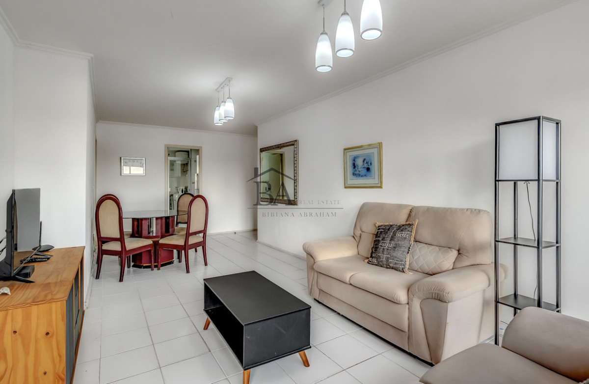 Apartamento ID.22 - Venta apartamento 3 dormitorios, a pasos de Playa Brava. Terraza amplia