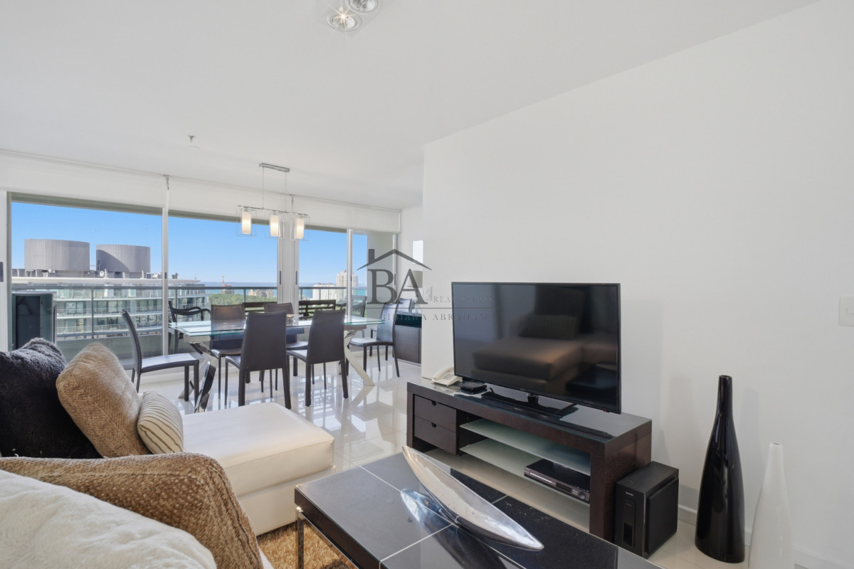 Apartamento ID.21 - Venta Apartamento de 3 dormitorios con vista al mar.