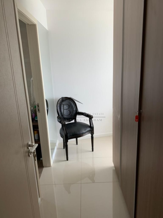 Apartamento ID.21 - Venta Apartamento de 3 dormitorios con vista al mar.