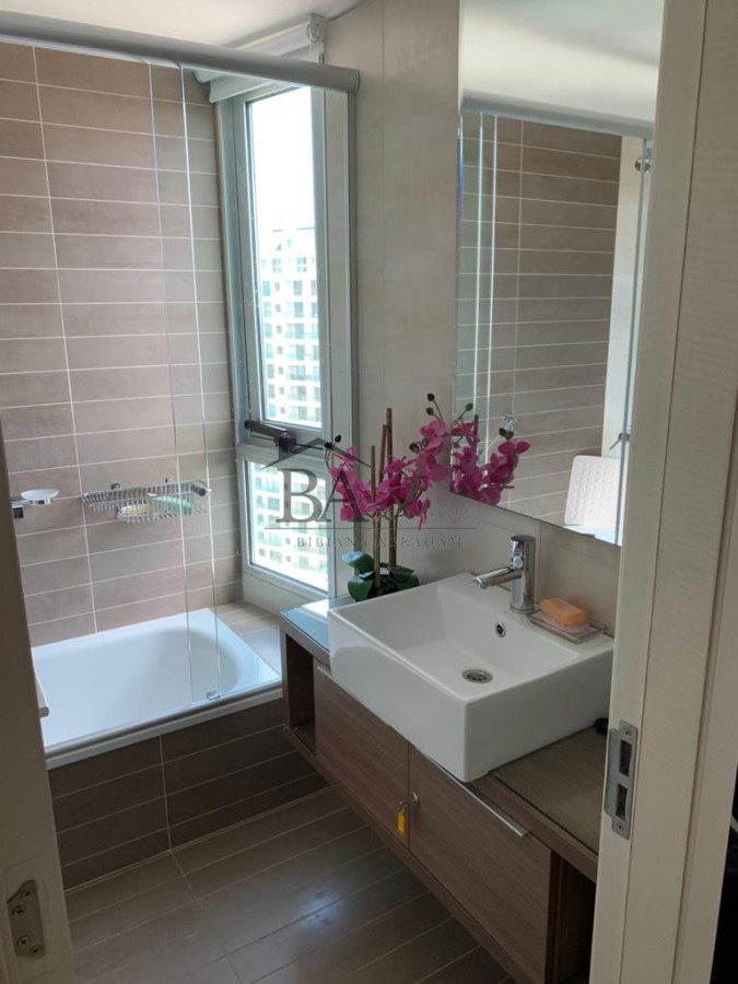 Apartamento ID.21 - Venta Apartamento de 3 dormitorios con vista al mar.