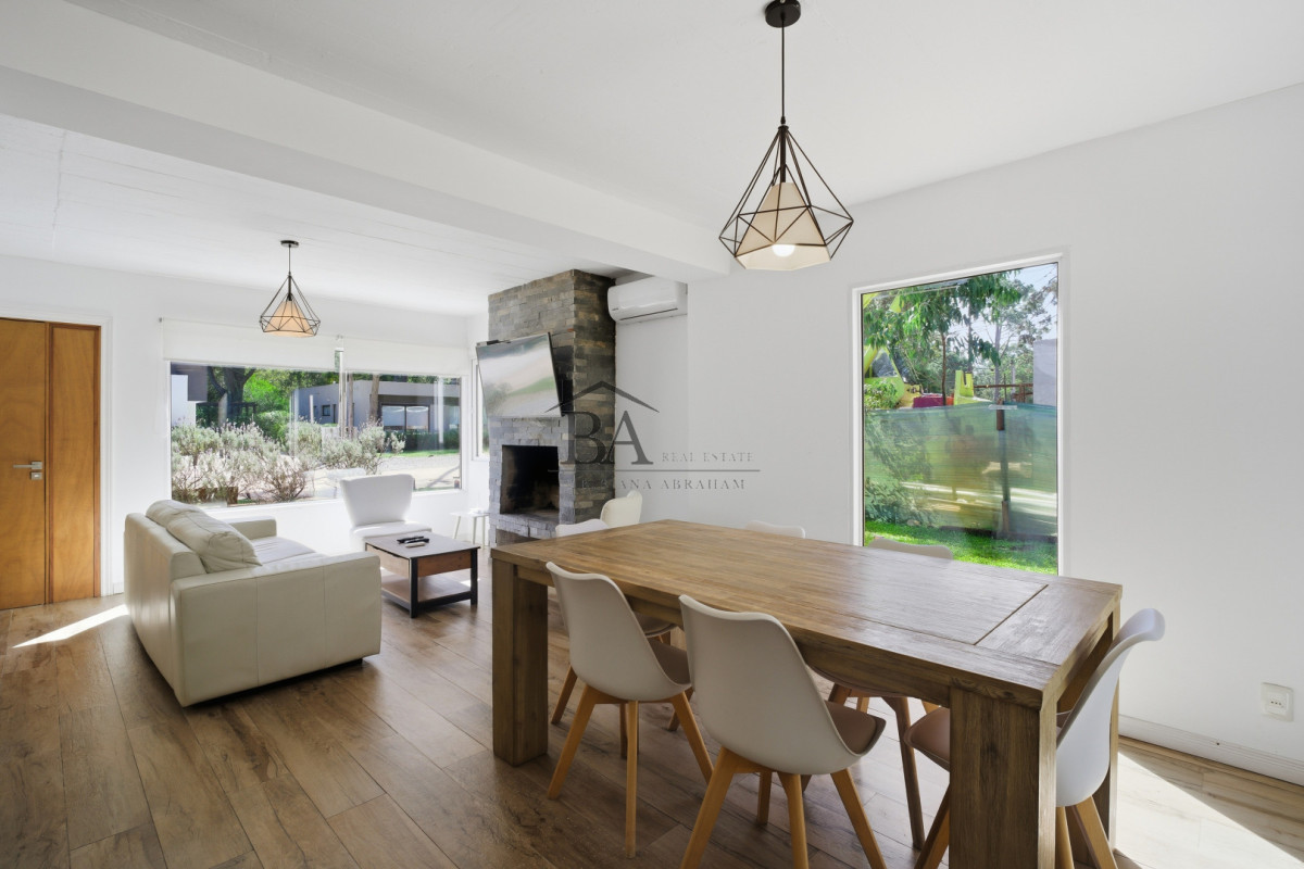 Casa ID.167 - Casa en venta Complejo Solanas terreno amplio excelente distribución