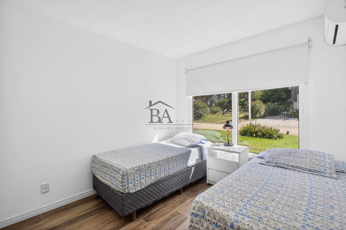 Casa ID.167 - Casa en venta Complejo Solanas terreno amplio excelente distribución