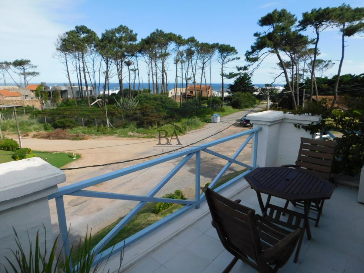 Casa ID.17 - Casa en Montoya de 4 dormitorios y piscina, A pasos del Mar