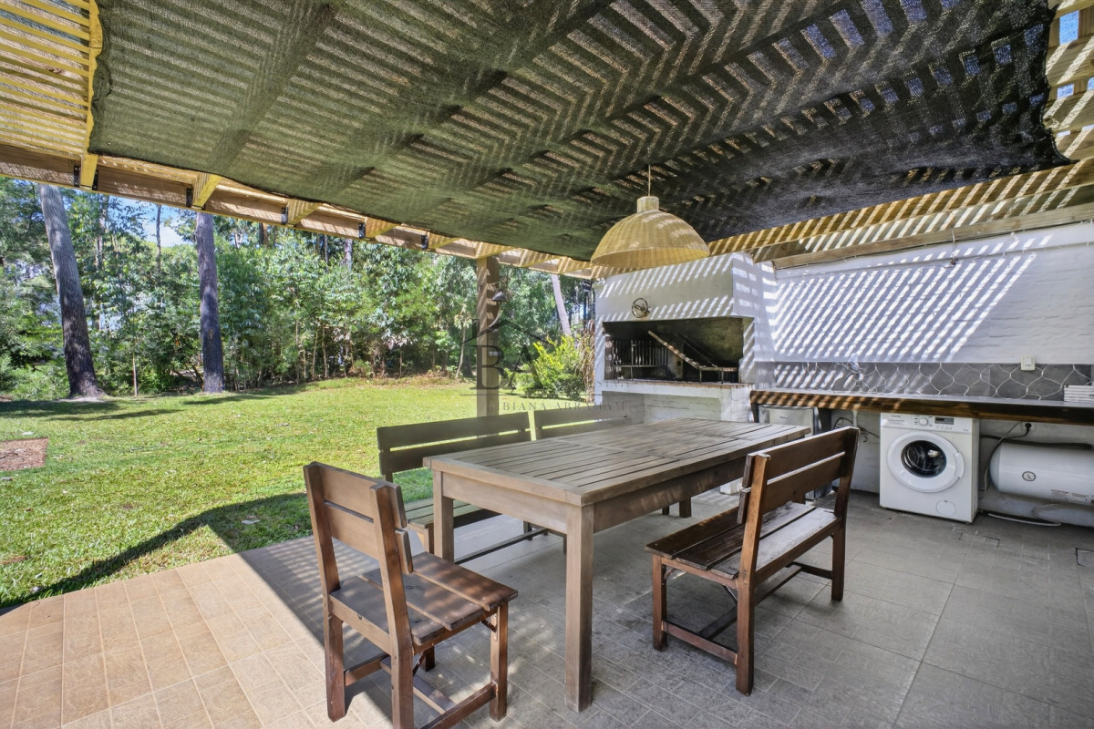 Casa ID.167 - Casa en venta Complejo Solanas terreno amplio excelente distribución