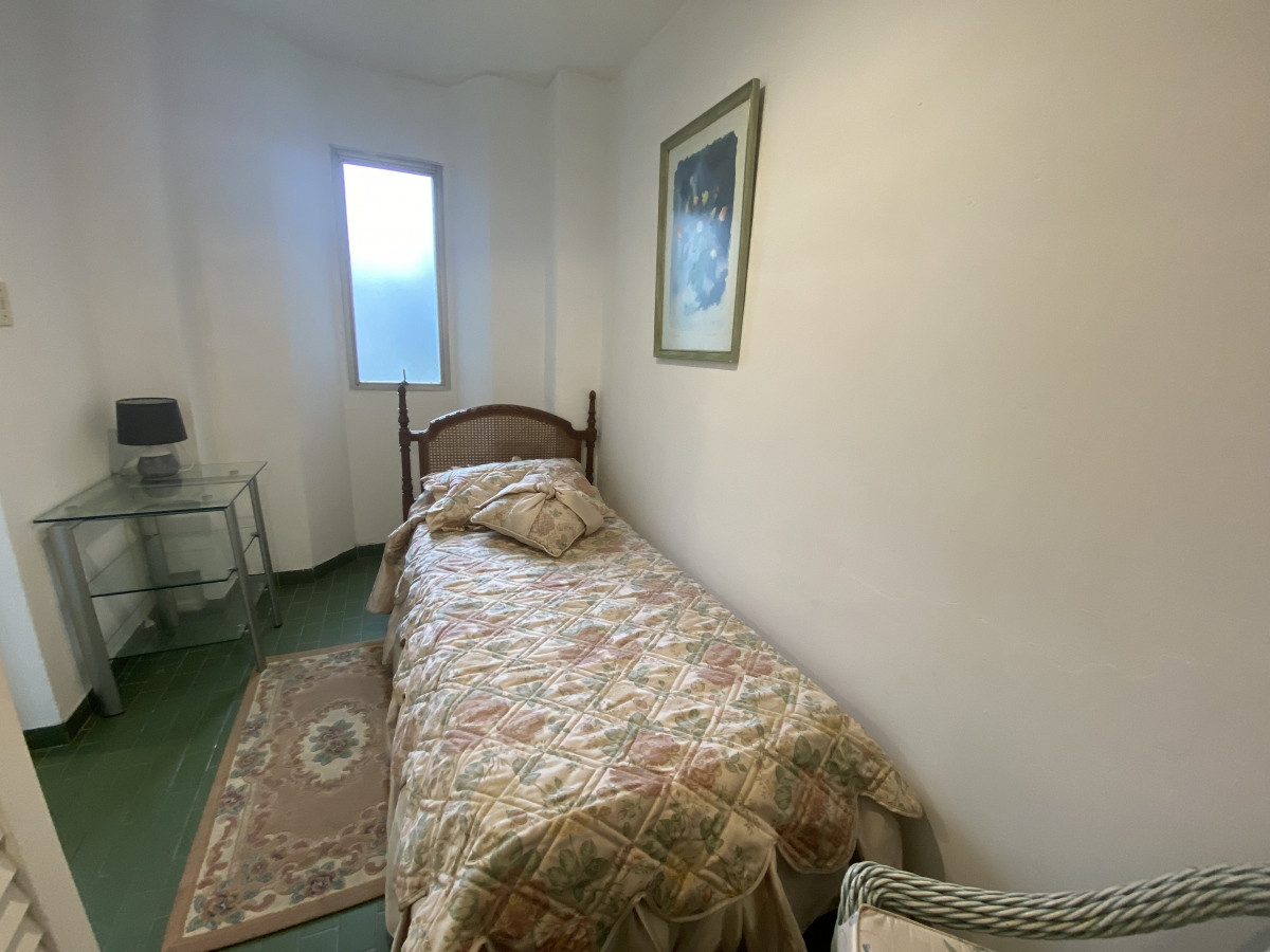 Apartamento ID.241 - Venta Apartamento 3 dormitorios + dependencia, excelente orientaciÃ³n