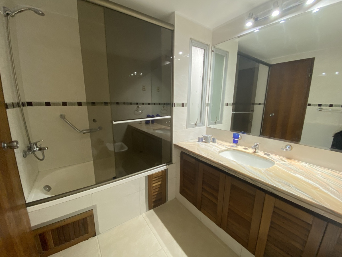 Apartamento ID.241 - Venta Apartamento 3 dormitorios + dependencia, excelente orientaciÃ³n