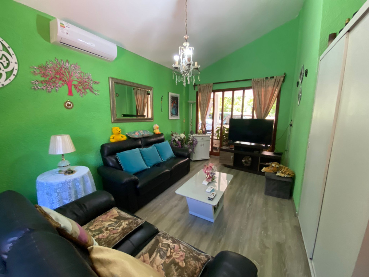 Casa ID.412 - Casa en Alquiler Anual 3 dormitorios+ 1 suite.