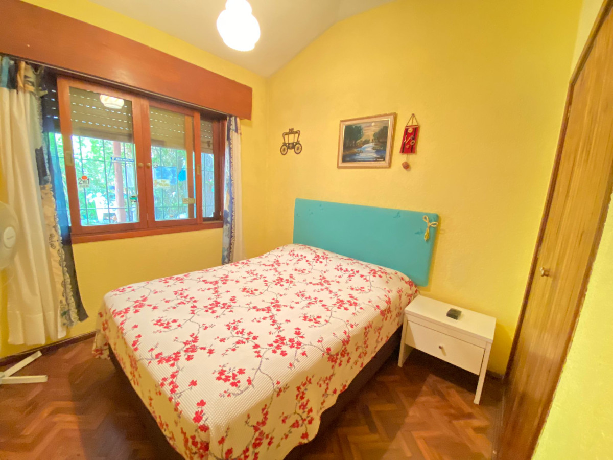 Casa ID.412 - Casa en Alquiler Anual 3 dormitorios+ 1 suite.
