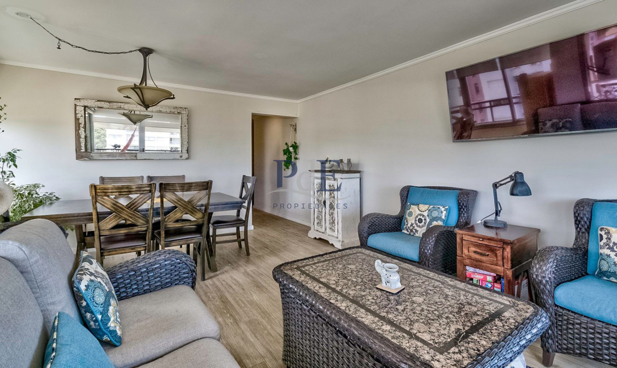 Venta apartamento 3 dormitorios con vista parcial al mar. Punta del Este. - Imagen 7