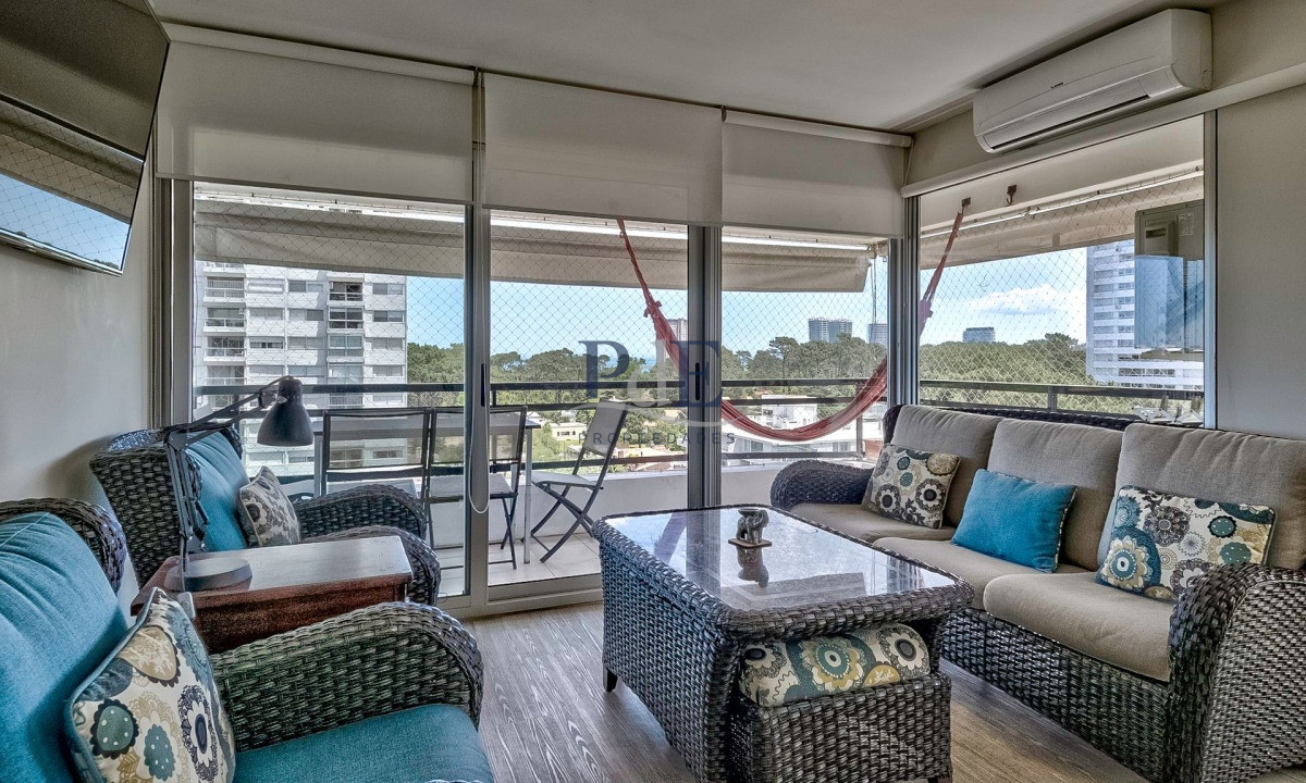 Venta apartamento 3 dormitorios con vista parcial al mar. Punta del Este. - Imagen 25