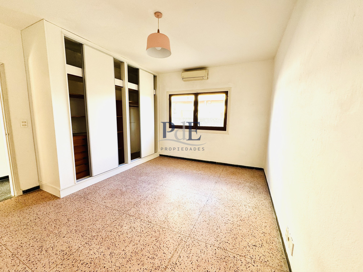 Venta Casa de 2 dormitorios cerca de playa mansa y servicios.  - Imagen 13