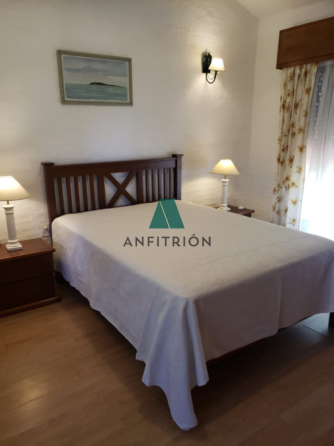 Casa ID.763 - VENTA DE CASA DE 3 DORMITORIOS, PISCINA, EN MARLY, PUNTA DEL ESTE